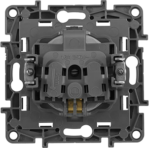 розетка 1-местная Legrand Etika с з/к - вид с тыльной стороны