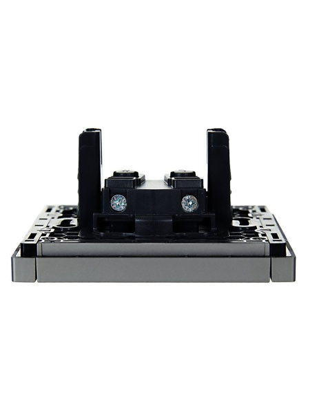 Фортепиано сталь розетка скрытая 1-мест шторки IP20