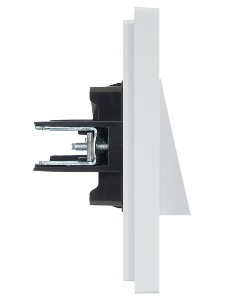 Фортепиано белый вывод кабеля 