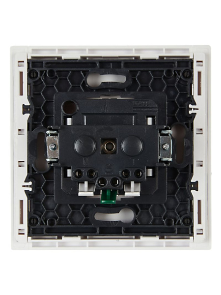 Фортепиано белый розетка скрытая 1-мест заземление быстрозажим. клем. IP20 