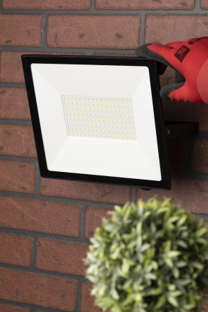 купить Прожектор свд 100Вт 6500К 8000лм черный IP65 110° Luma EKF в Иванове Прожектор свд 100Вт 6500К 8000лм черный IP65 110° Luma EKF