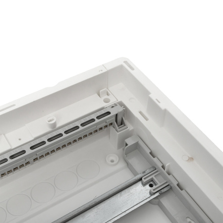 Бокс 60мод встраиваемый белый белая дверь IP40 Nova EKF металл. дверь