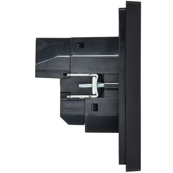 купить Фортепиано черный механизм розетки скрытая 1-мест заземление шторки USB IP20 3,1А в Иванове Фортепиано черный механизм розетки скрытая 1-мест заземление шторки USB IP20 3,1А