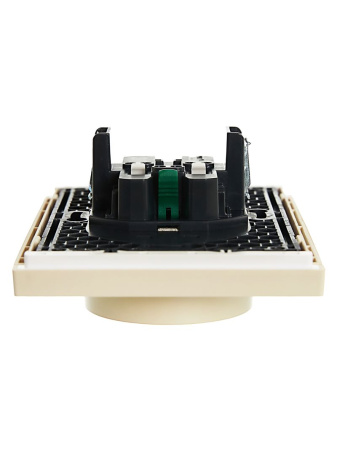 купить Фортепиано ваниль розетка скрытая 2-мест заземление шторки быстрозажим. клем. IP20  в Иванове Фортепиано ваниль розетка скрытая 2-мест заземление шторки быстрозажим. клем. IP20