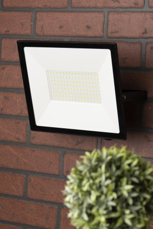 купить Прожектор свд 100Вт 6500К 8000лм черный IP65 110° Luma EKF в Иванове Прожектор свд 100Вт 6500К 8000лм черный IP65 110° Luma EKF